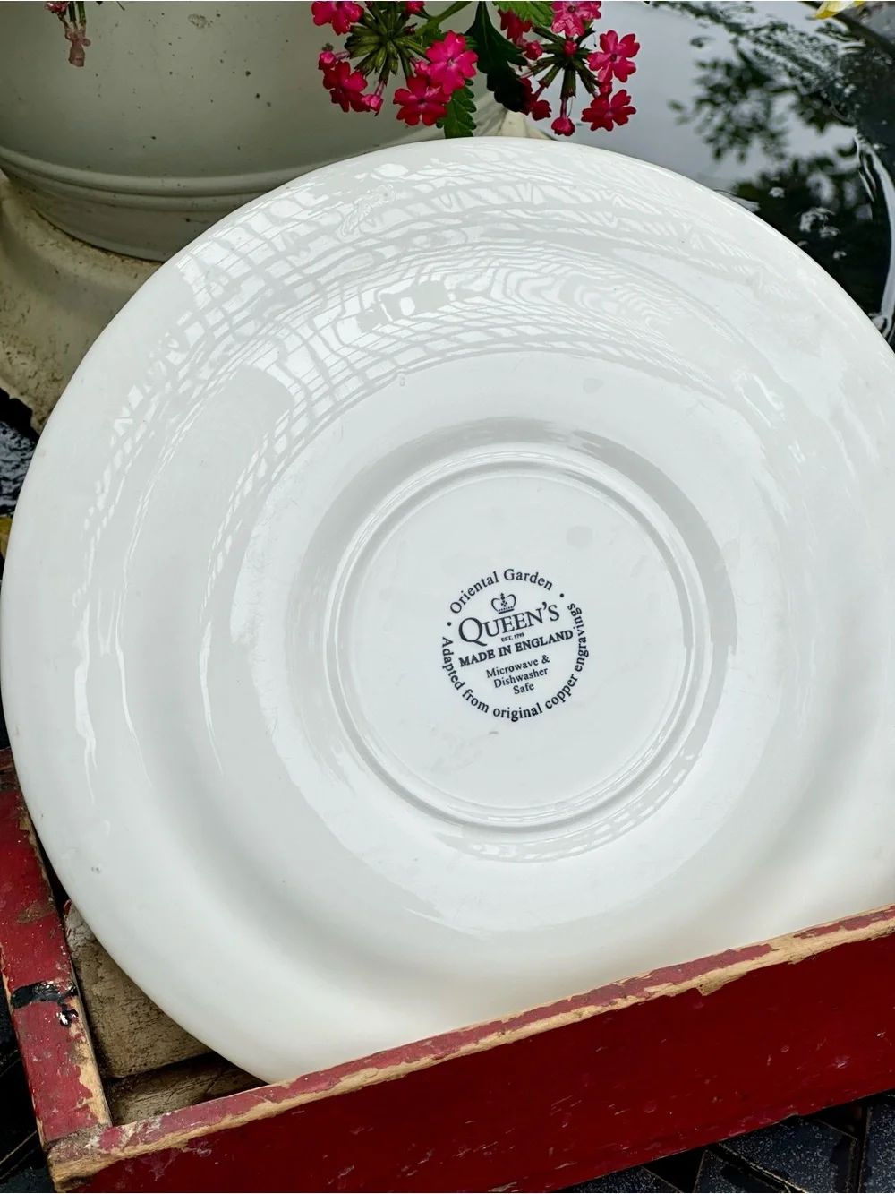 Queens Oriental Garden 10 inch Dinner Plate Blue White Transferware England